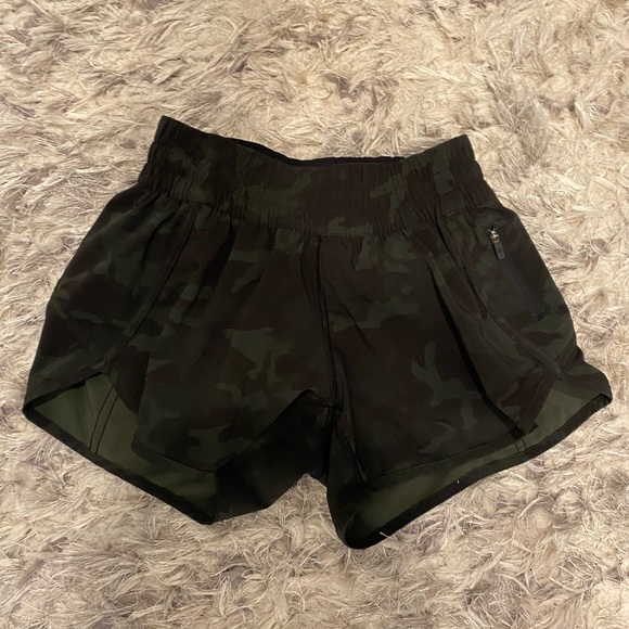 Lululemon shorts - Picture 2 of 2